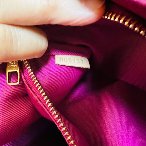 Louis Vuitton Cluny BB with Added Strap - Picture 16 of 16